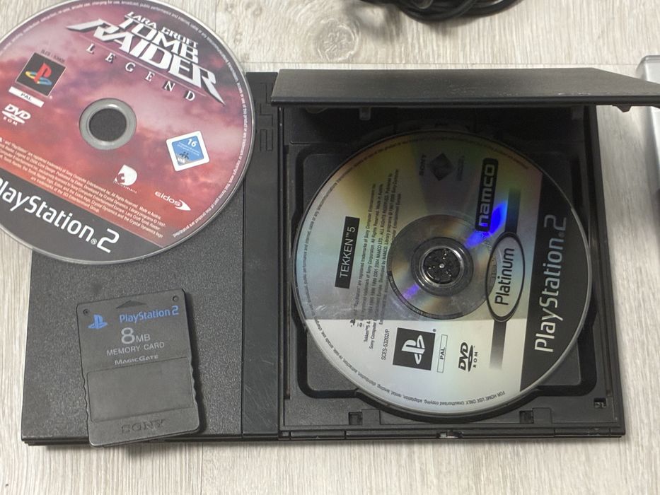 PlayStation 2 SuperSlim [PS2]