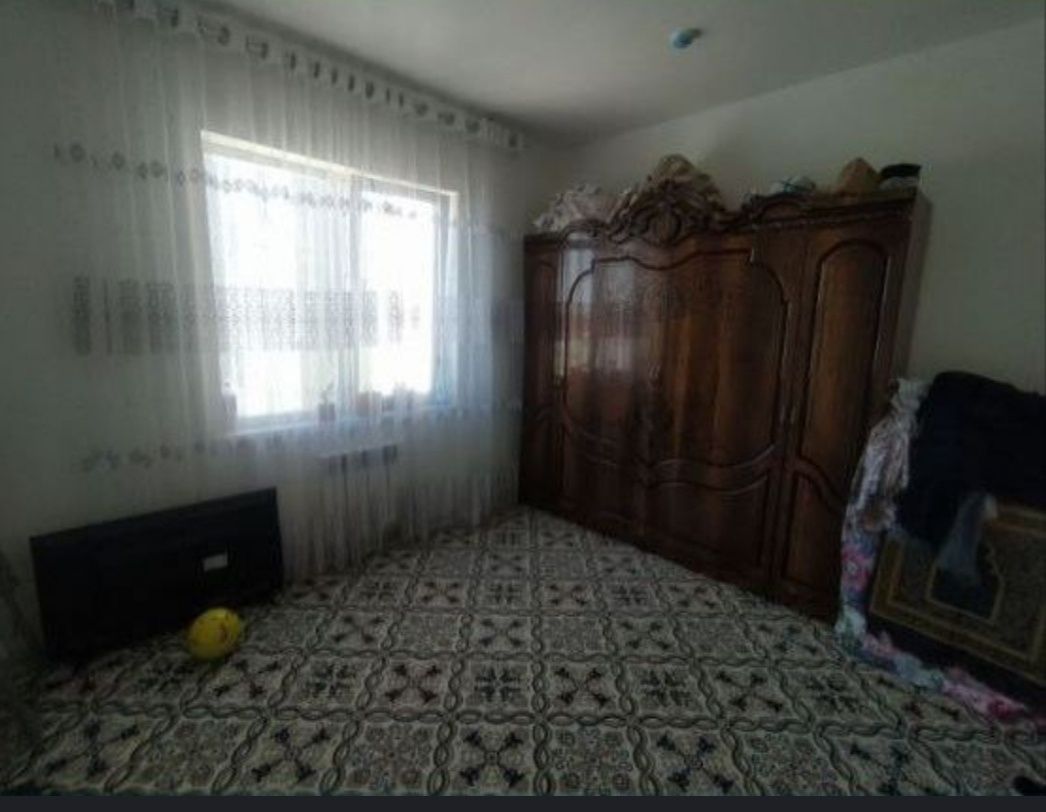 Ijaraga 2 nafar talaba qizlar olinadi. Gorniy inst orqasida