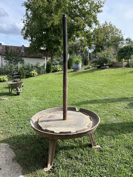 Teasc,saitau, presa struguri RIEGER Sibiu