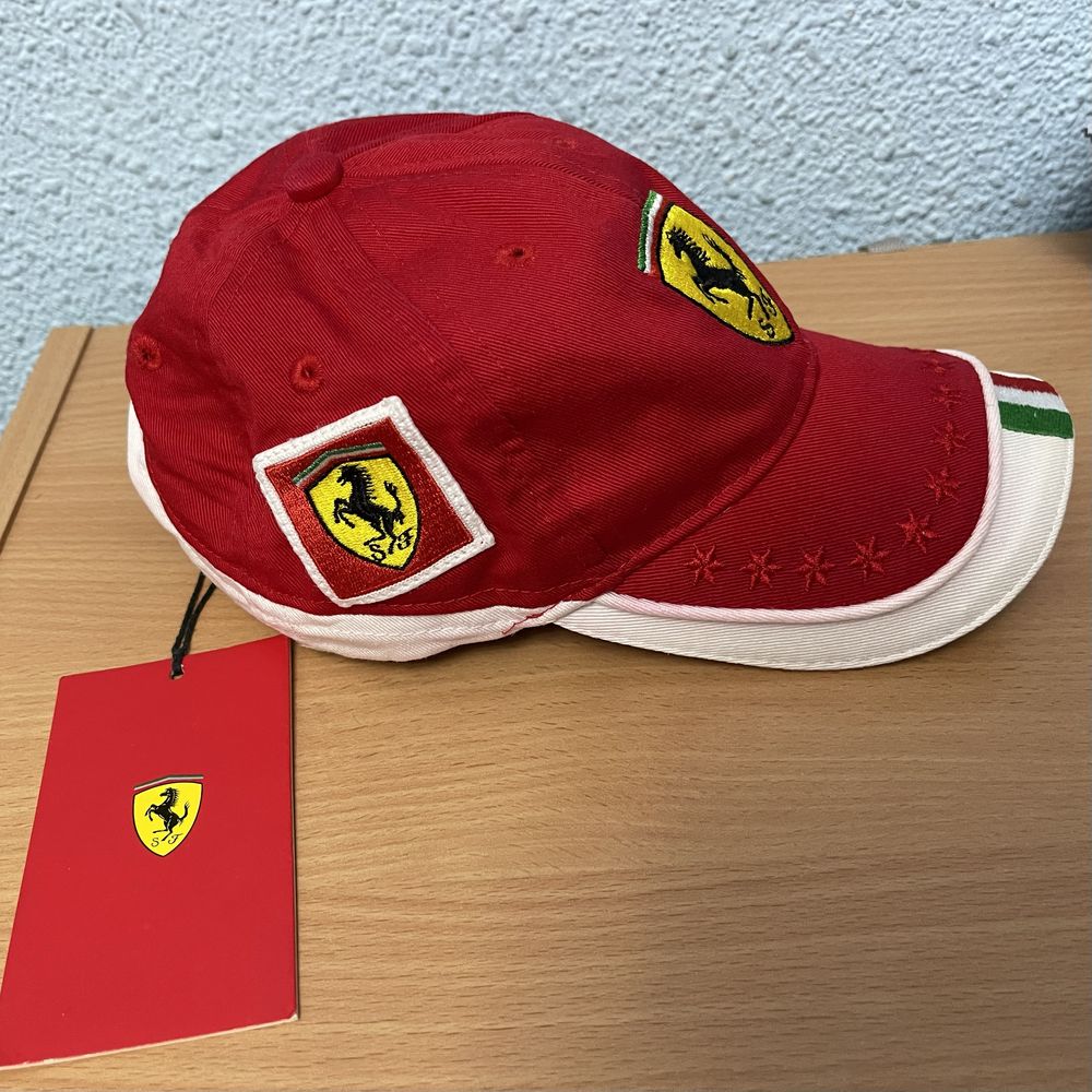 Sapca originala Ferrari copii