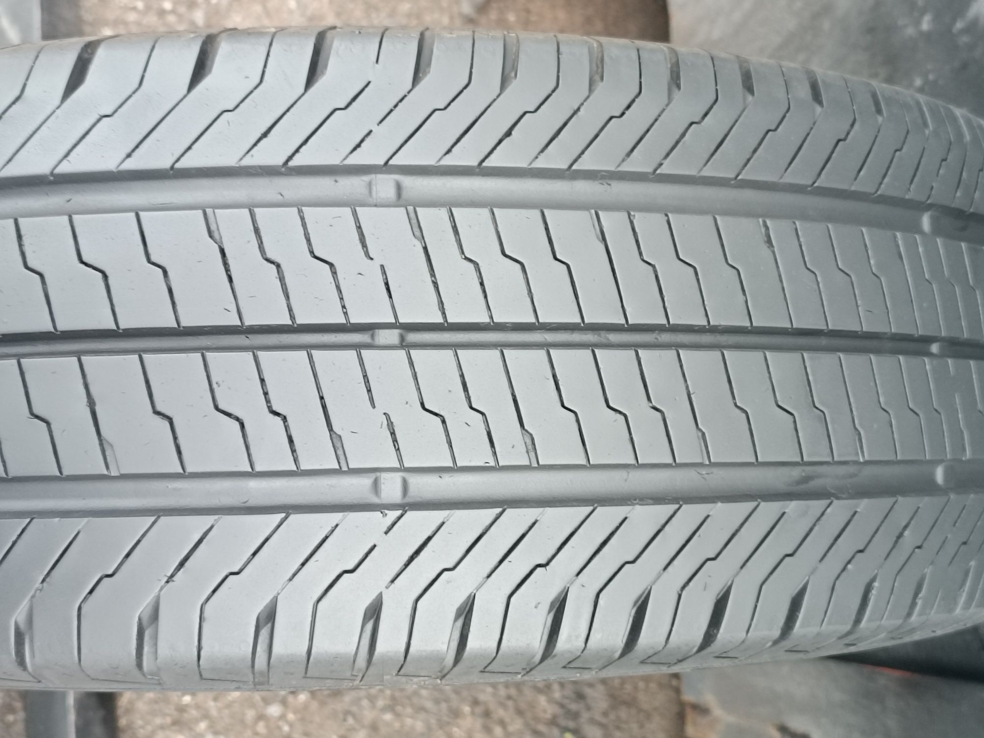 225/65/16 С Continental Дот 2021