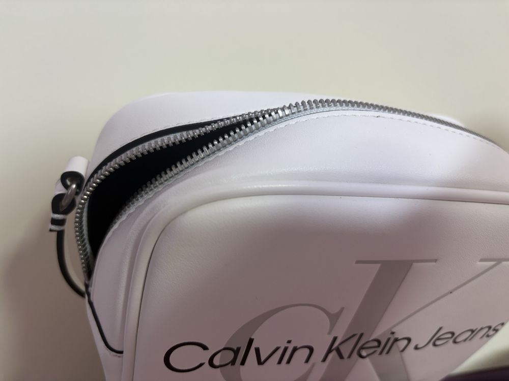 Чанта Calvin Klein