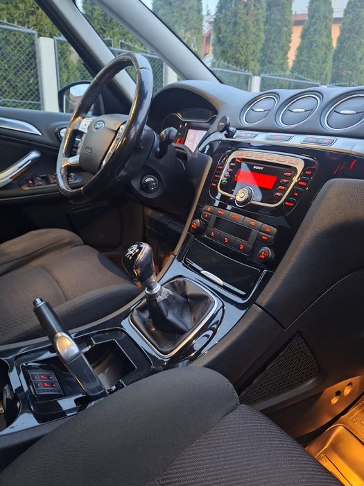 Vand ford s max titanium