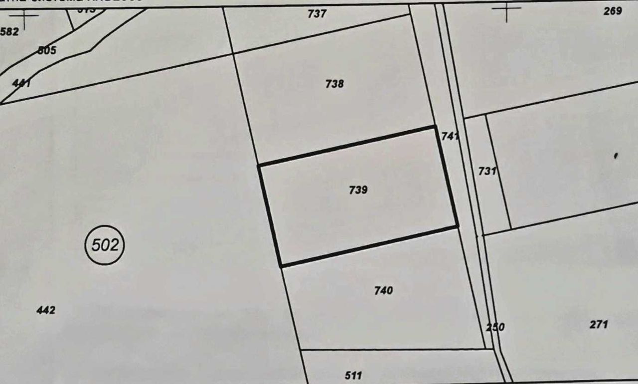 Продава се Парцел в Пловдив, Кючук Париж - 2101 кв.м за 400 €/кв.м - Снимка #1