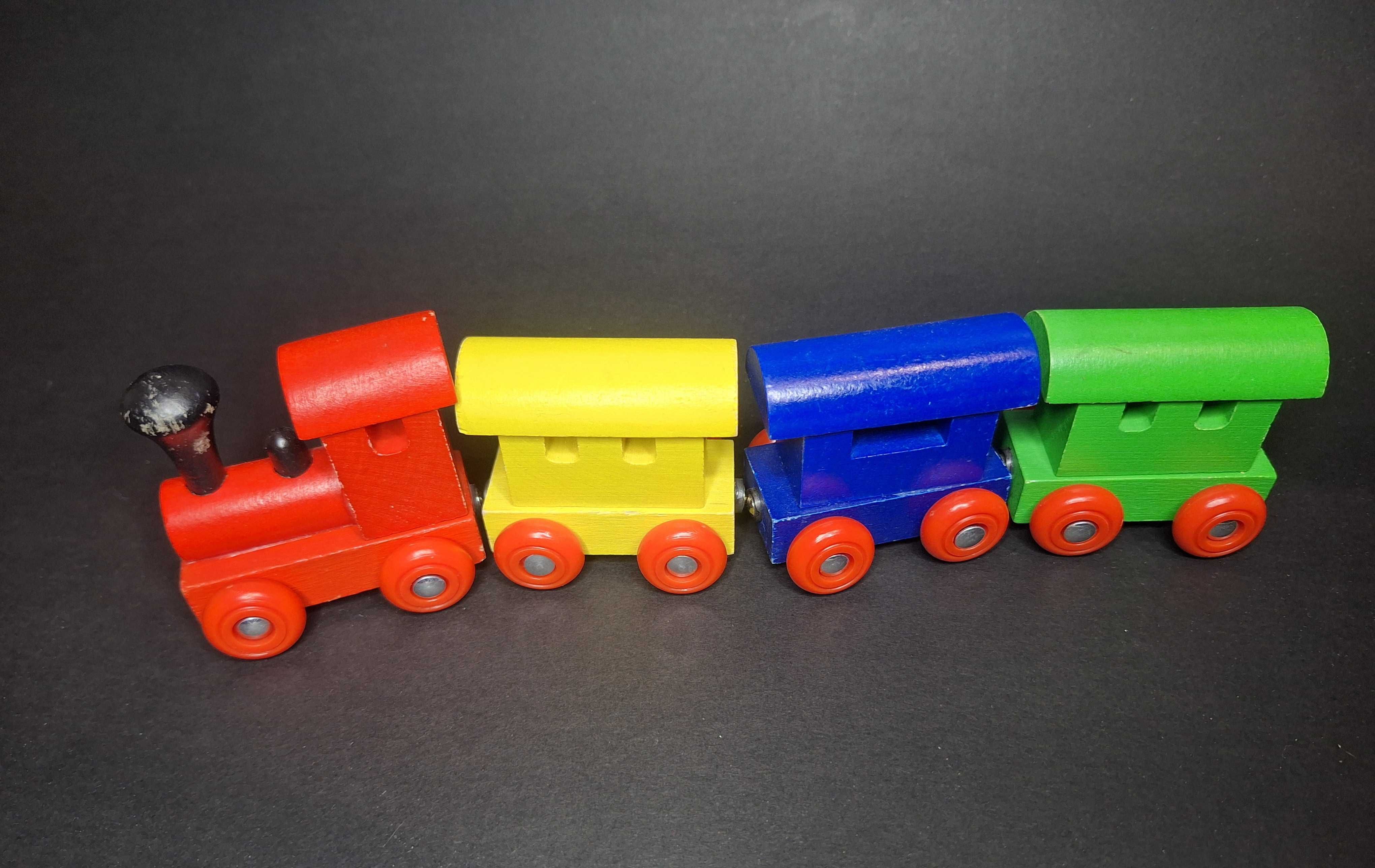 Дървени играчки , сортери и дрънкалки