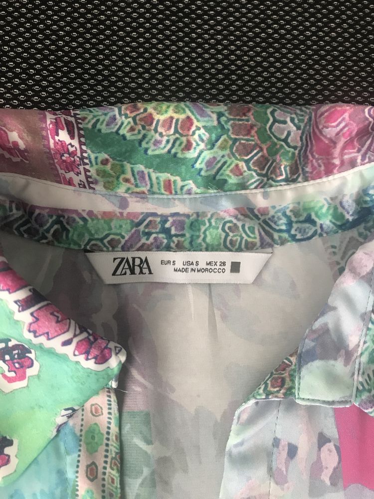 Сатенена флорална риза ZARA