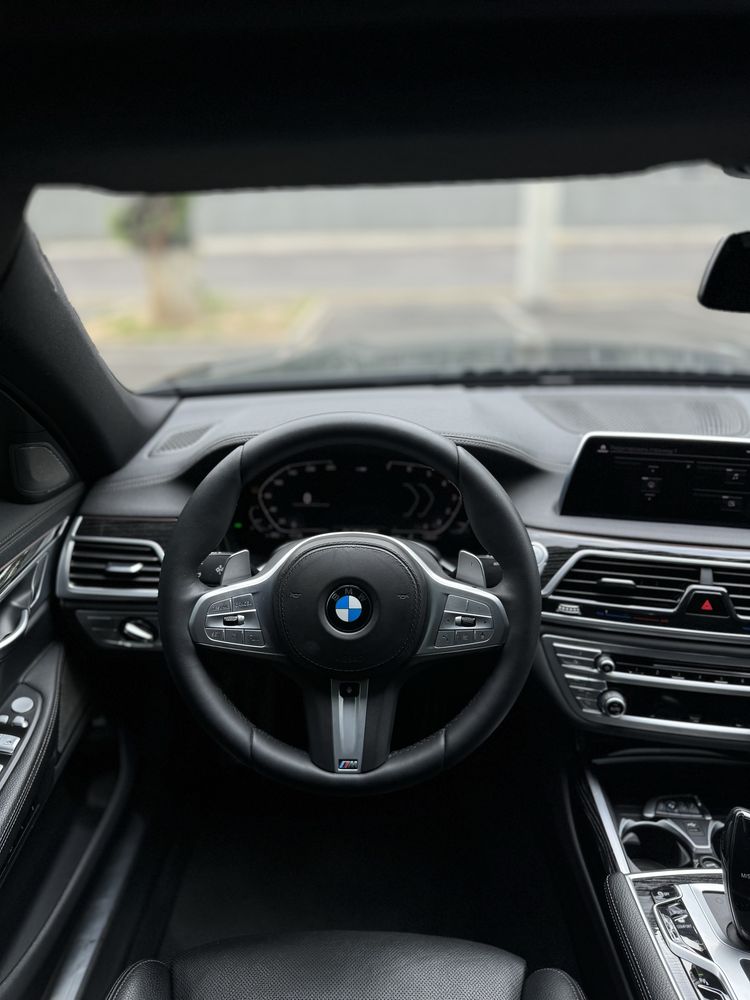 BMW Drive 730 Li