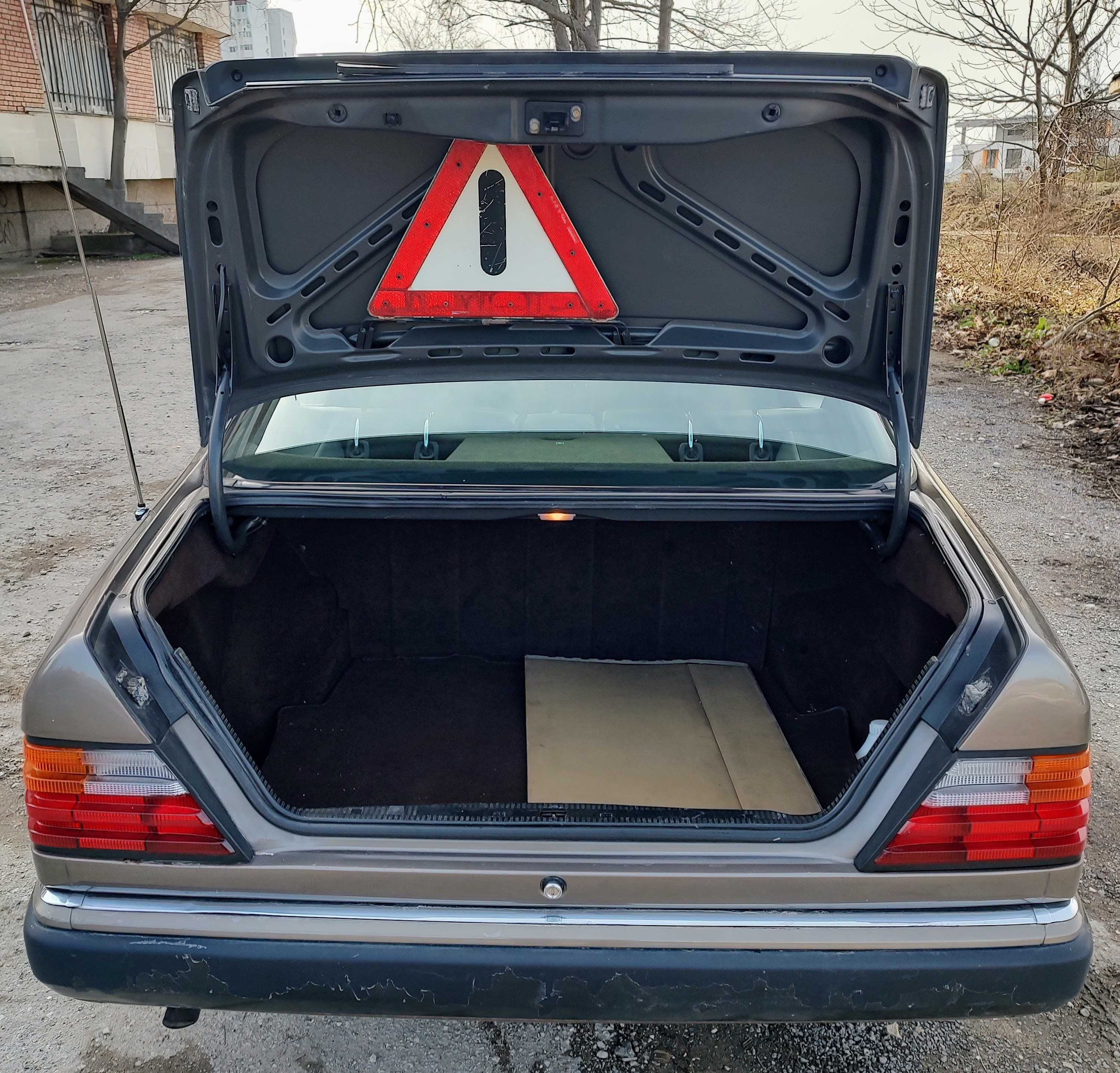 Mercedes W124 230 CE