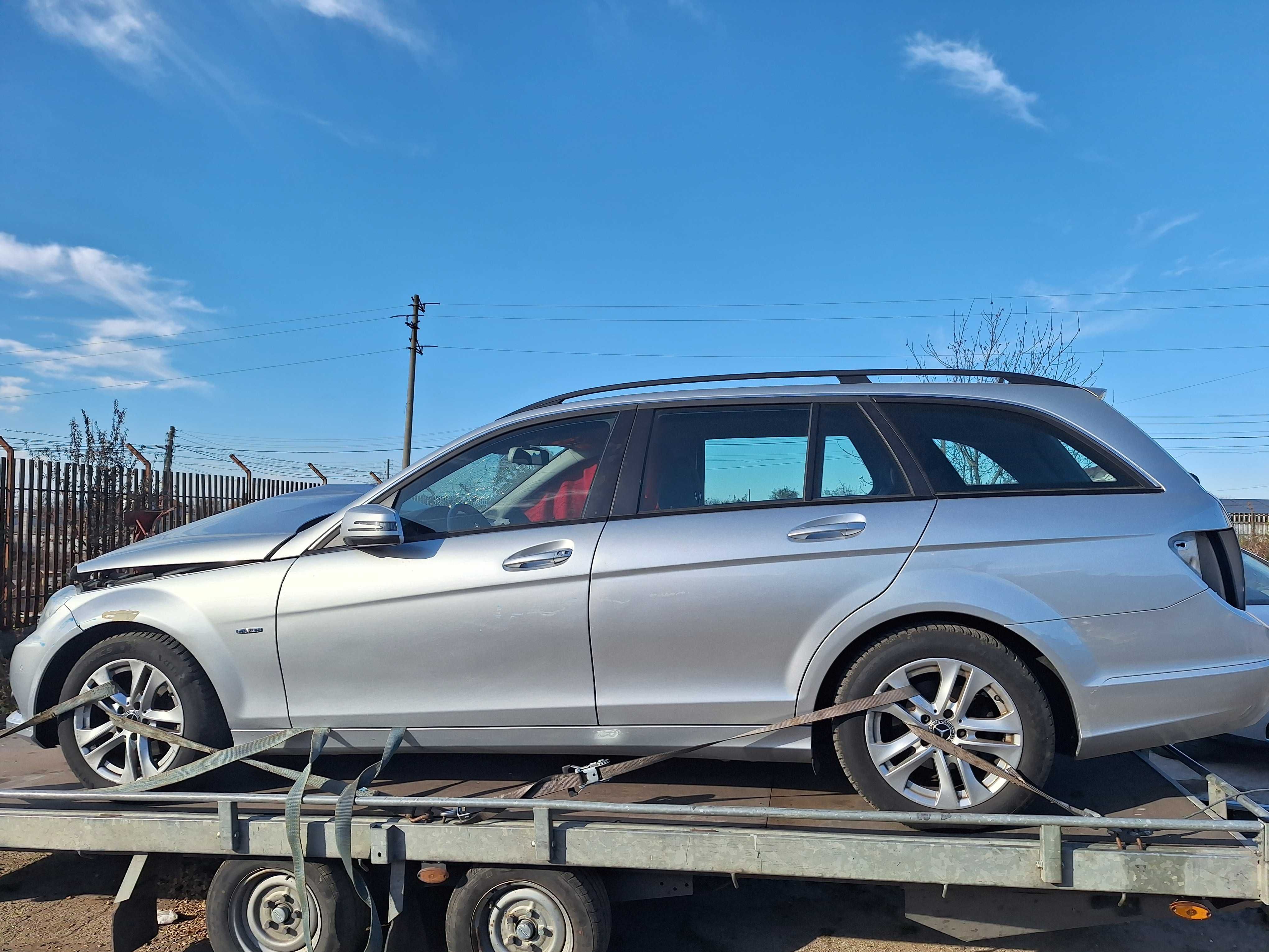 Мерцедес W204 2011 г. На части код 651