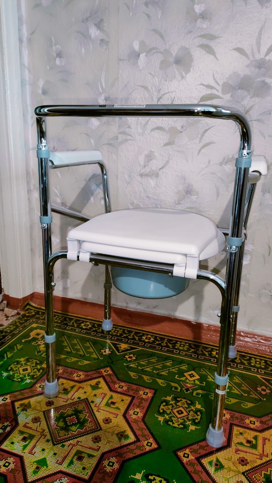 Кресло туалет Biola
