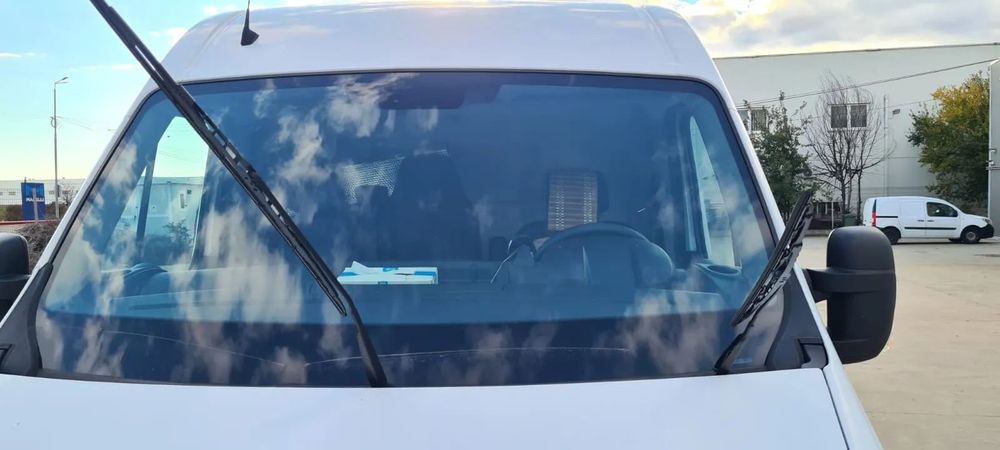 Opel MOVANO primul proprietar,masina este pe firma se vinde pe baza de factura .