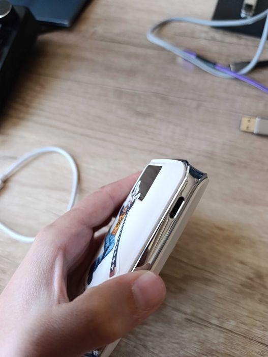 Продаю 2 Powerbank kanda и buro + провода б/у в хорошем состоянии