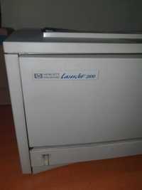 Принтер лазерен HP 2100