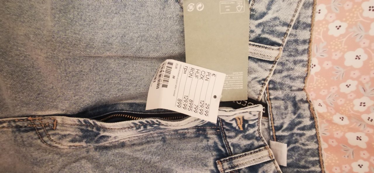 Jeansi H&M noi, mărimea 38