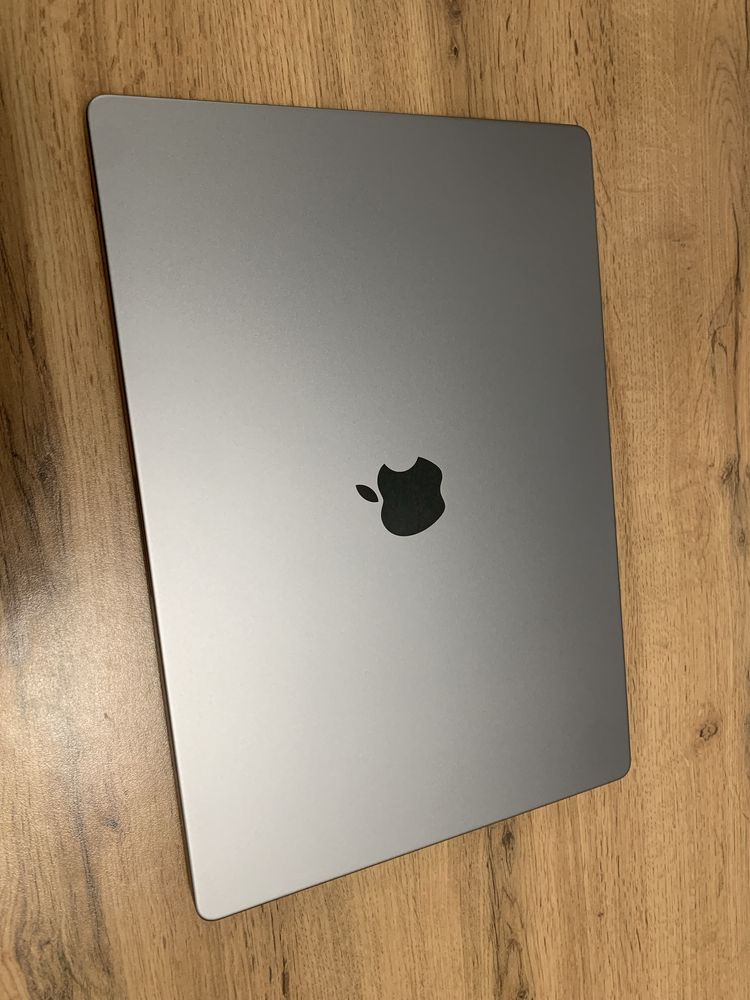 Новый MacBook Pro 16 2021 (M1 Pro)