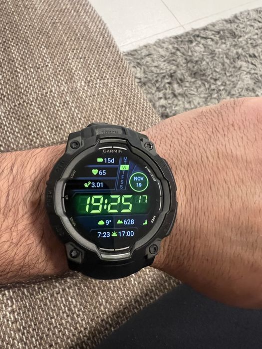 Garmin Instinct 3 Amoled 45mm