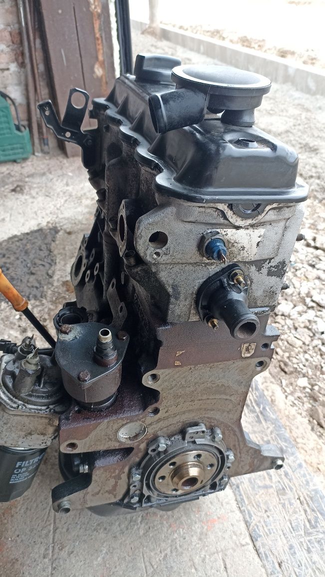 Двигател 1.9тди 110кс за vw шаран