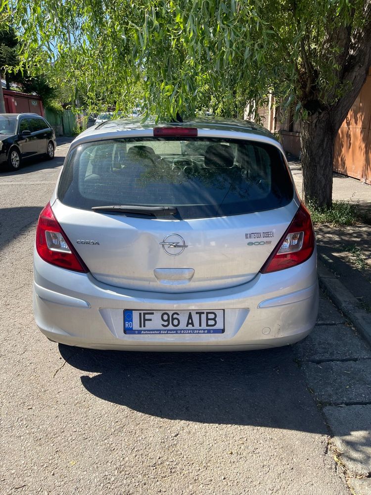 Opel corsa 2008