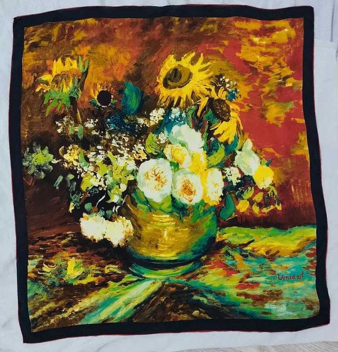 Eșarfă de mătase Charmeuse 100% de înaltă calitate.