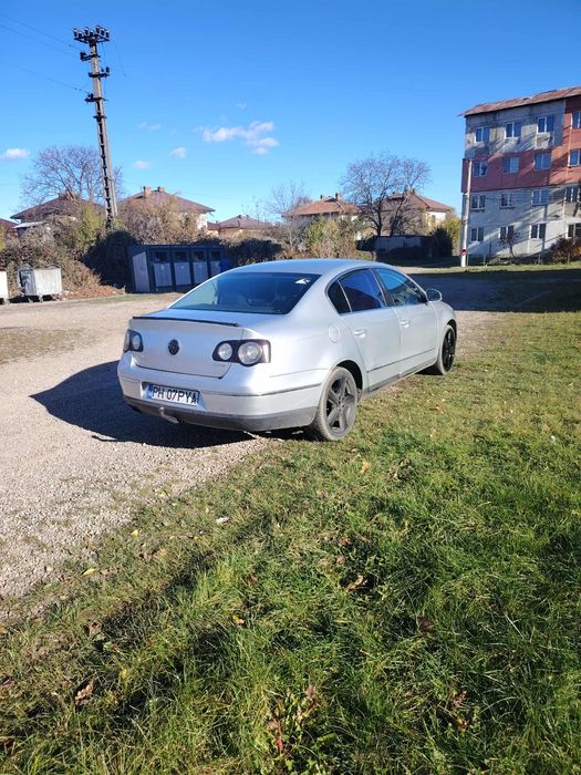 Vând pasat Berlin b6 an 2008 motor 1.9 dizel itp  deabea renoit asigur