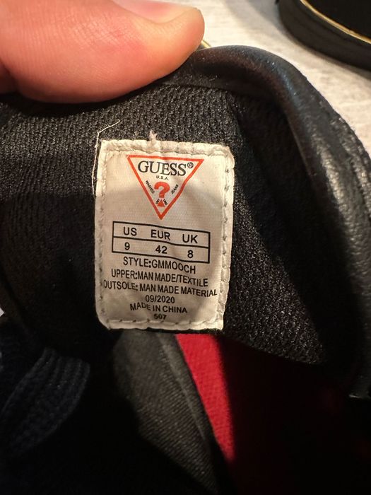 Adidasi impecabili guess marime 42