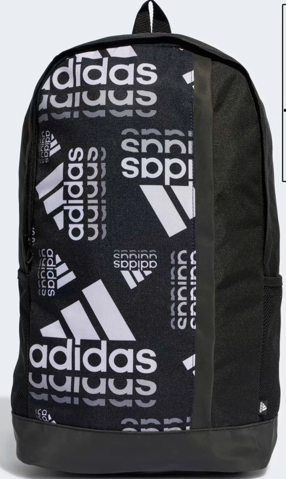 Оригинална раница на Adidas!