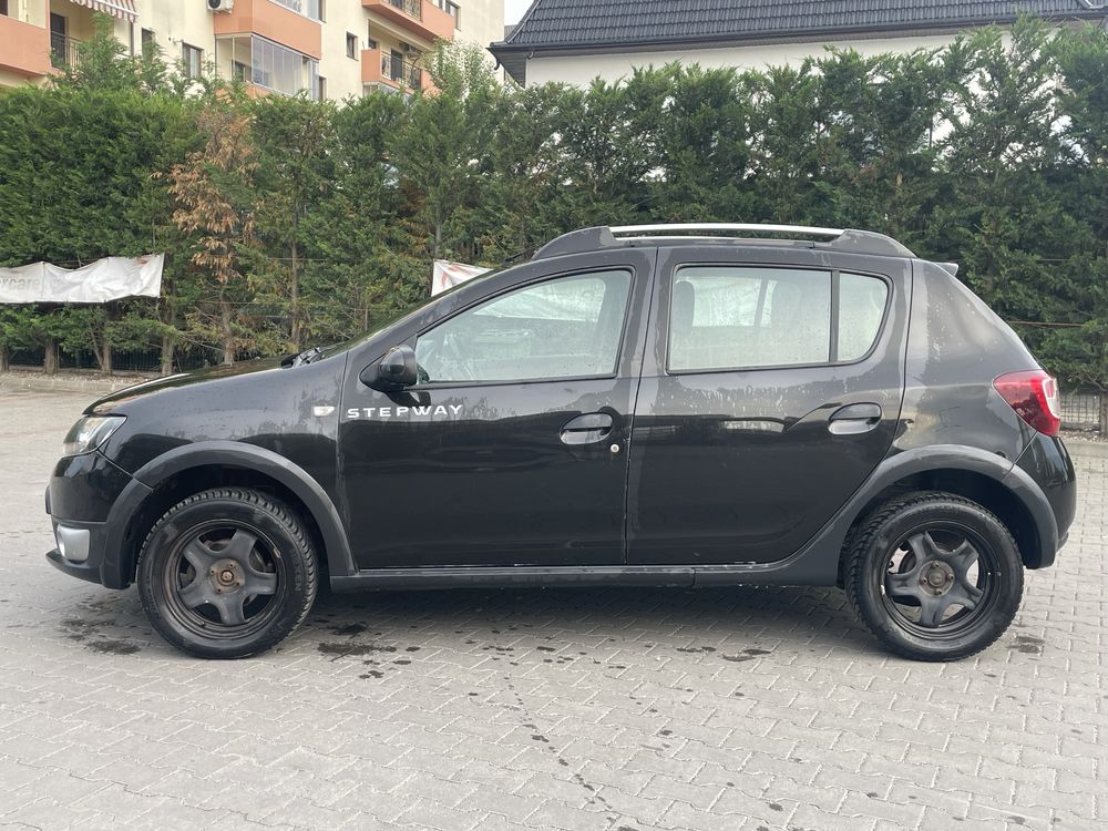 vand sandero stepway import recent Germania pe roti Rate/Credit