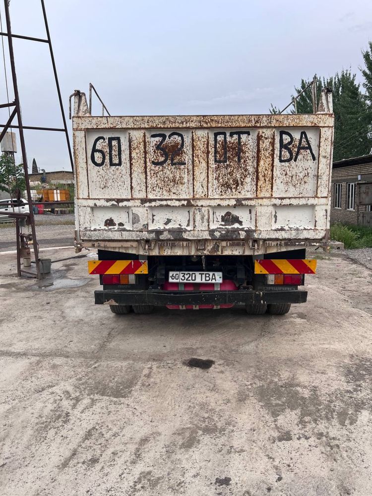 ISUZU Самосвал
