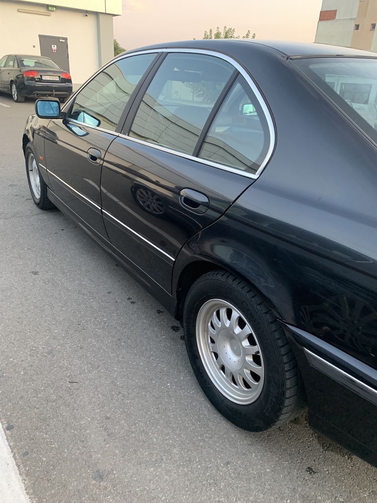 Vand roti bmw e39 stock cu anvelope de iarna