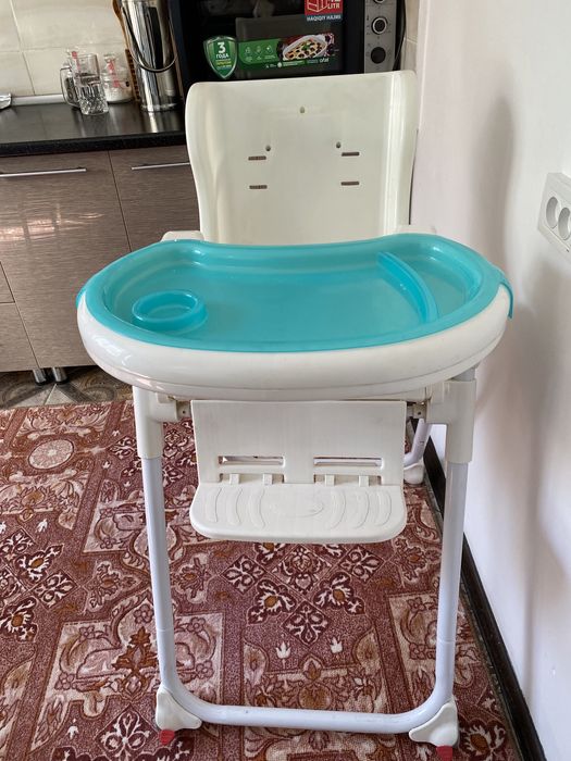 Детский стульчик для кормления