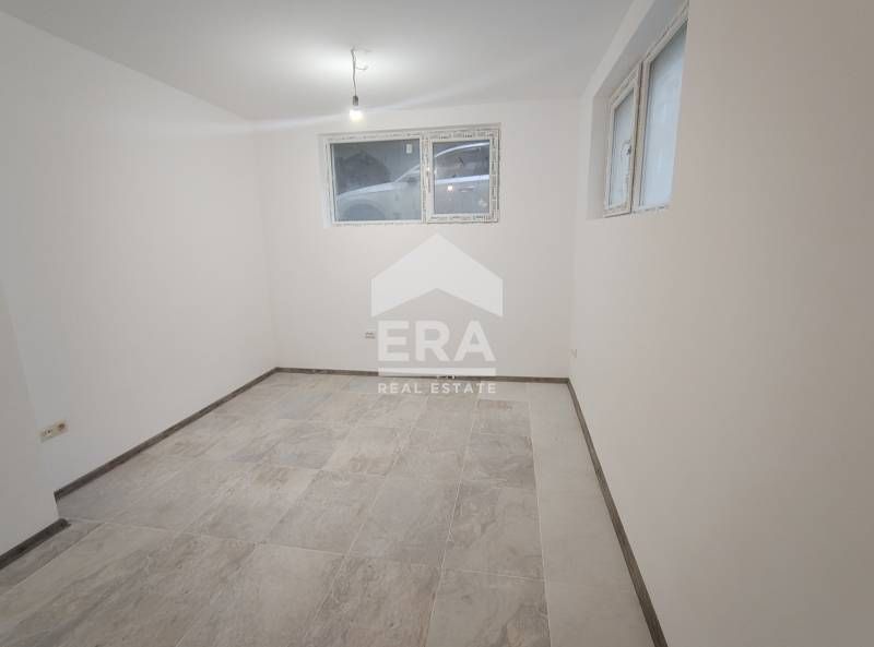 Едностаен, завършен до ключ, югозападен апартамент за продажба, в нова