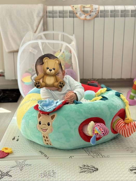 Пуф с активности Жирафчето Софи