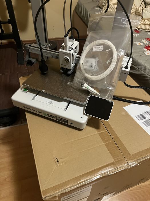 Imprimanta 3D bambulab A1 in garantie 275 ore