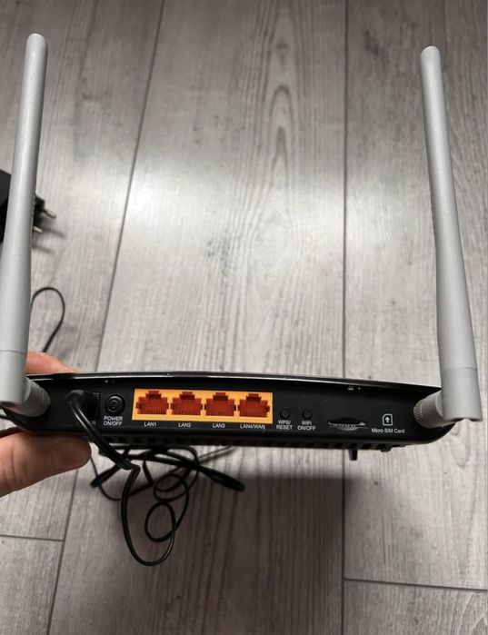 Vând Router cu Sim