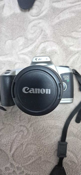 Фотоапарат Canon 500 EOS N