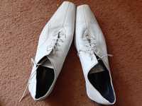 Pantofi albi Vizzini, bine conservați