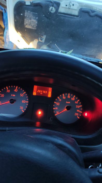 Vând Renault kangoo 4x4 2008 1.6 16v 95cp