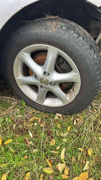 Roti aliaj Toyota corolla