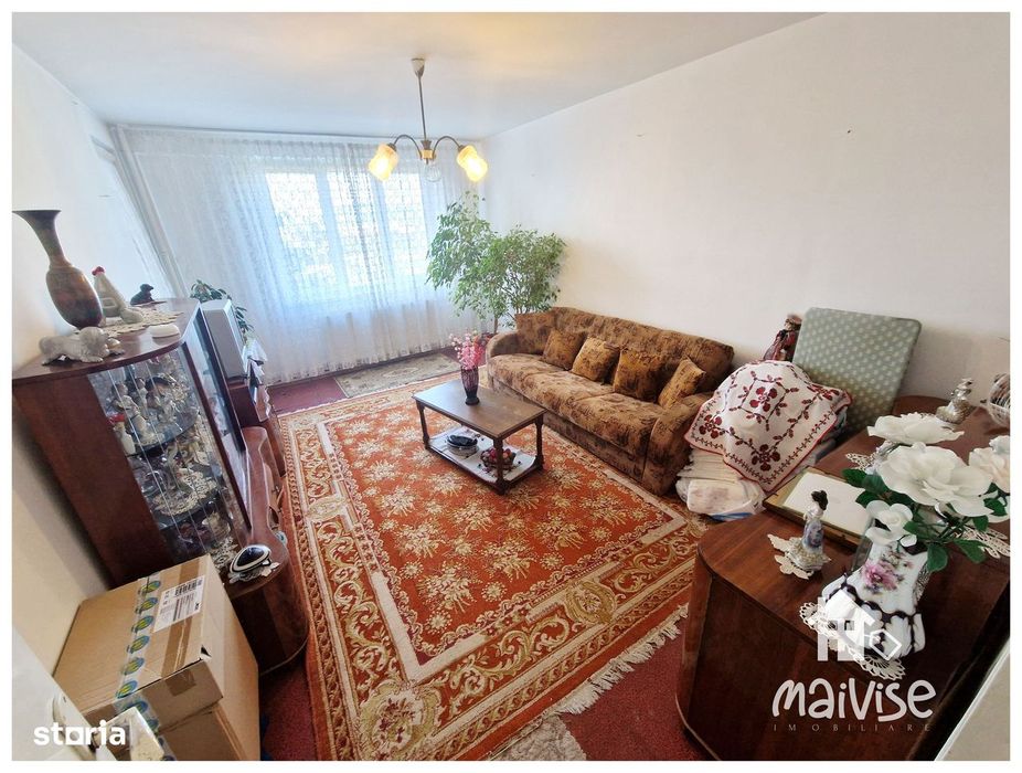 Apartament 3 camere de vanzare, zona Grivitei