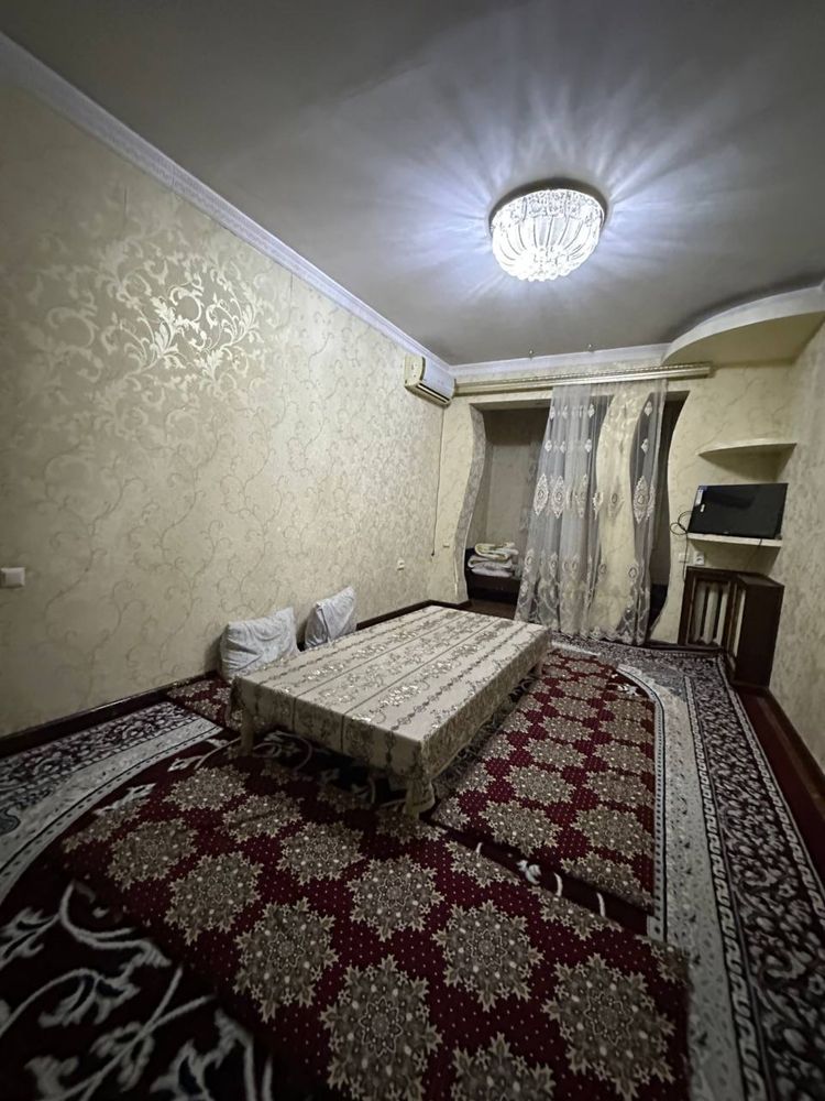 Аренда Чил Ц Метро Мирзо  2/3хона Йигиларга кизларга шарийга