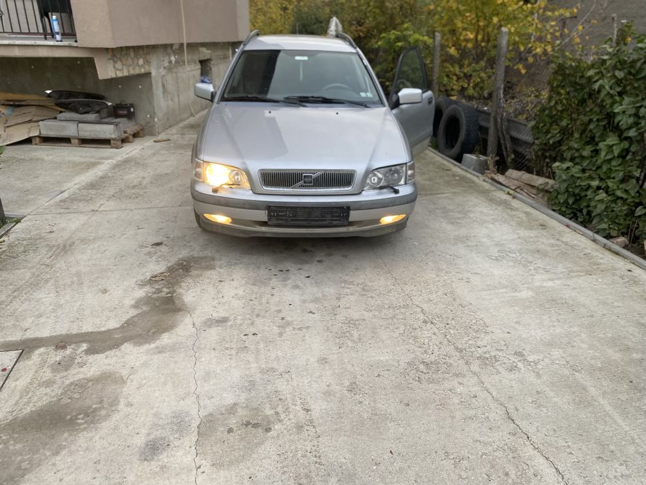 Волво в40 2.0 т4 на части