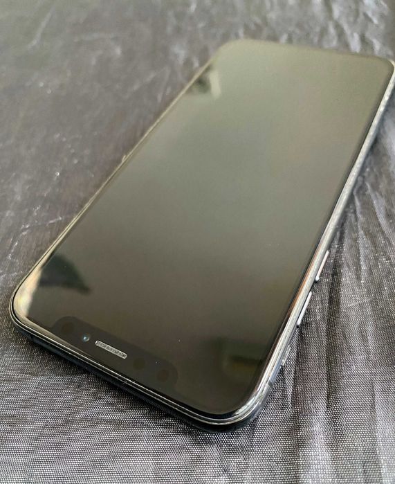 iPhone XS 64GB Space Grey – в добро състояние