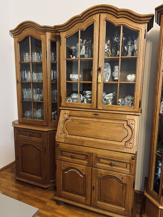 Mobilier din stejar masiv