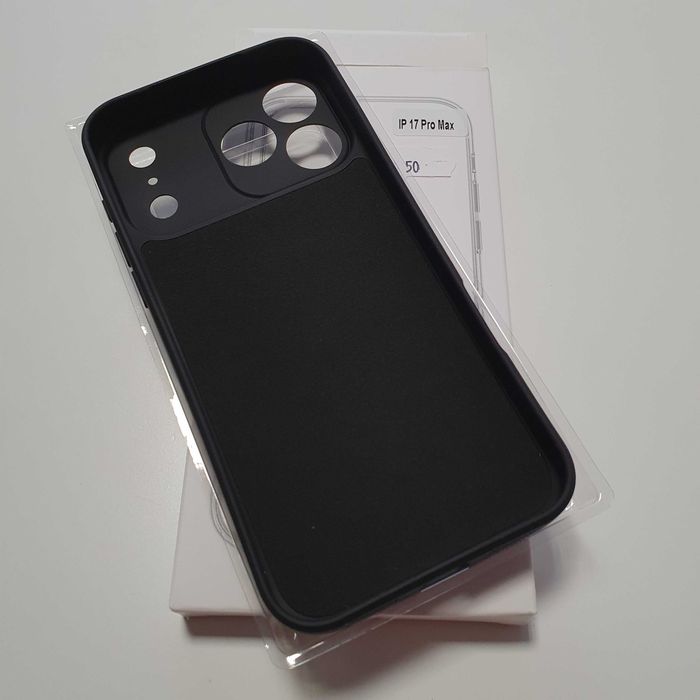 Husa MagSafe iPhone 17 Pro Max - interior catifelat