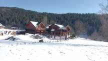 Cabana la Cheia in mijlocul padurii