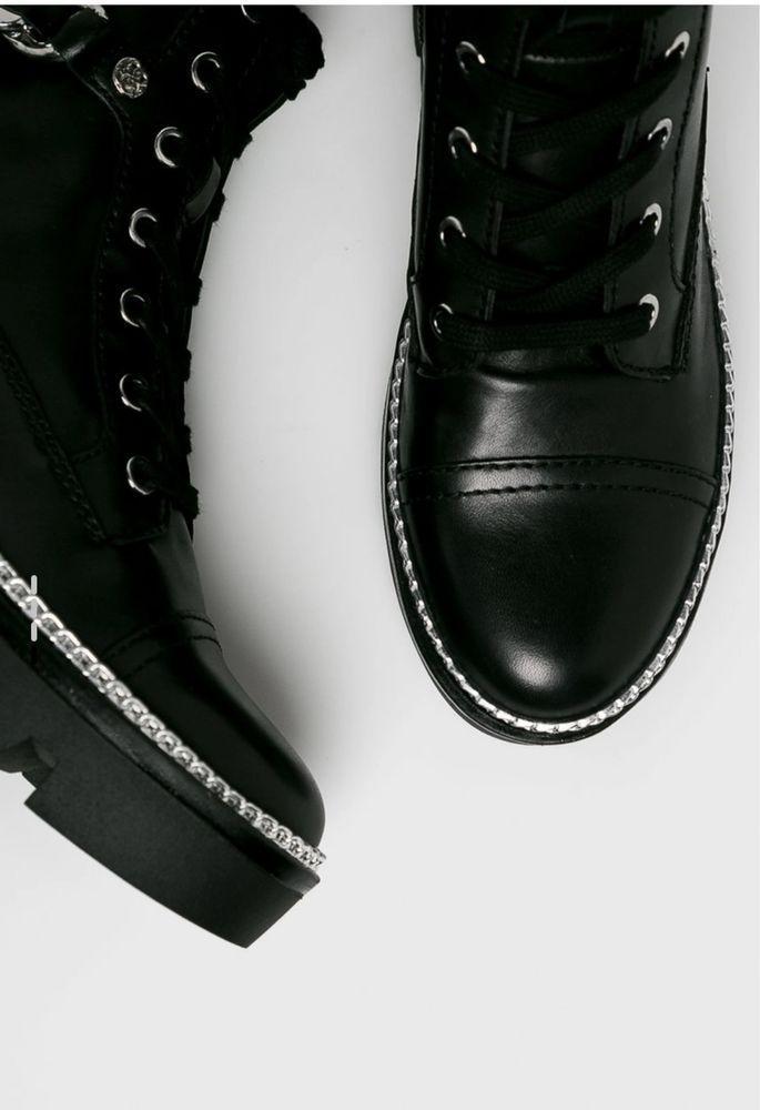 Дамски боти guess