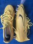 Ghete de fotbal puma marimea 38,5