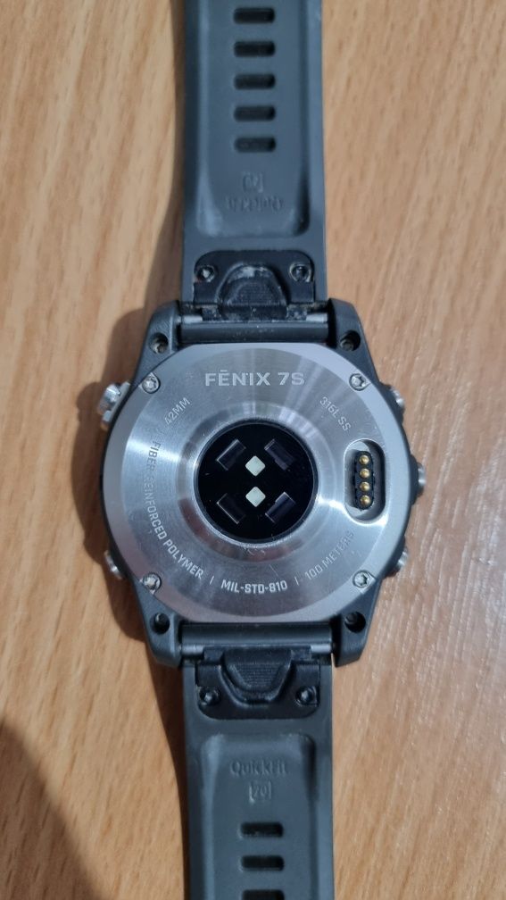 Vând Ceas GARMIN FENIX 7S, 42 mm, Silver/Graphite.