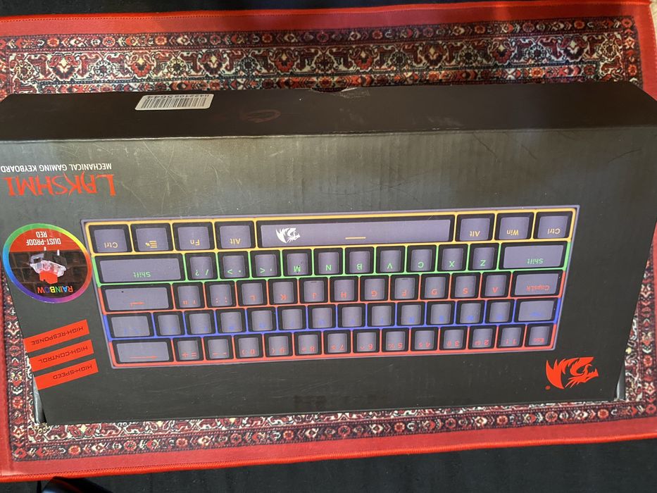 Продам механическую игровую клавиатуру