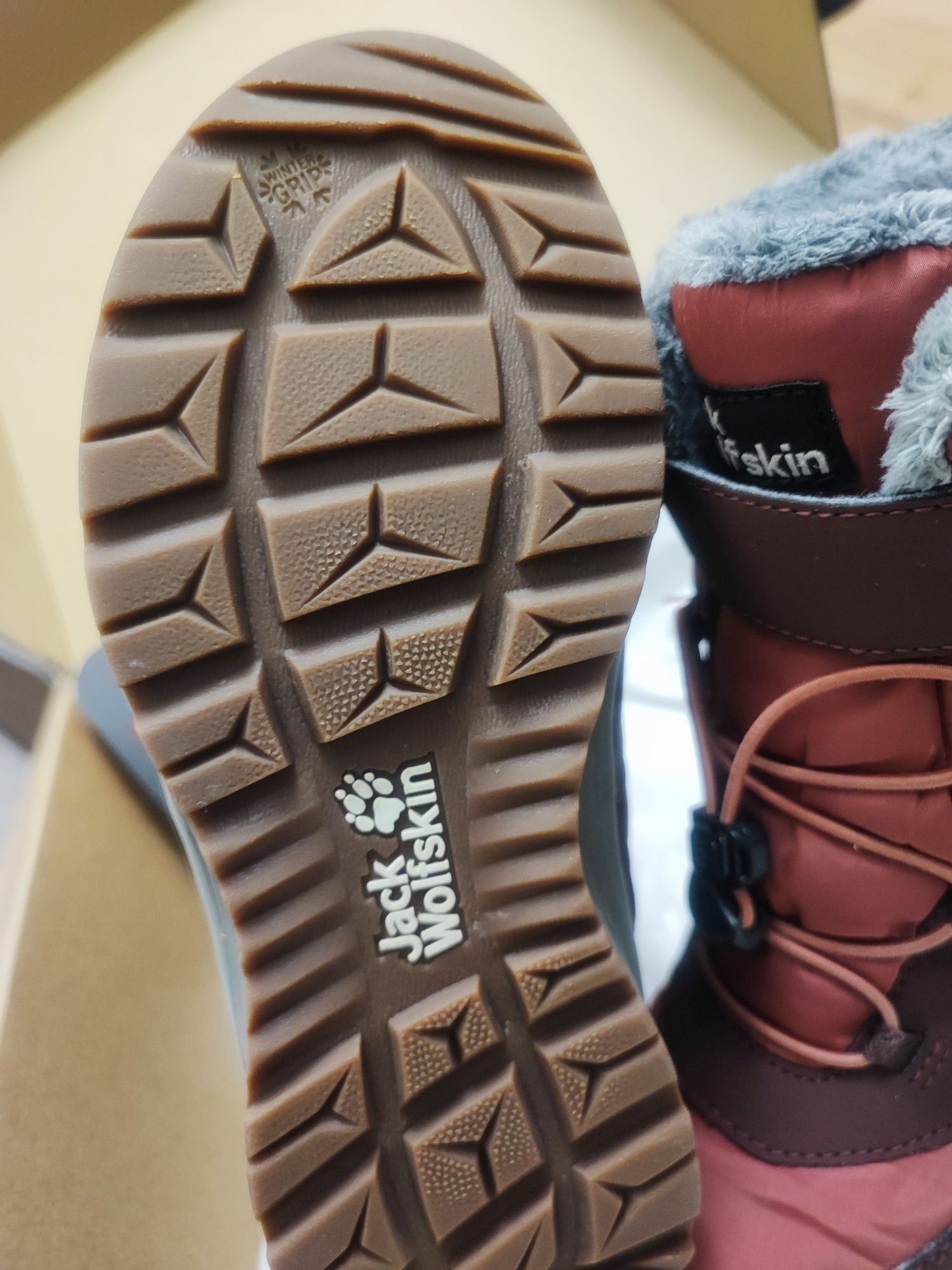 Зимни детски ботички " Jack Wolfskin"